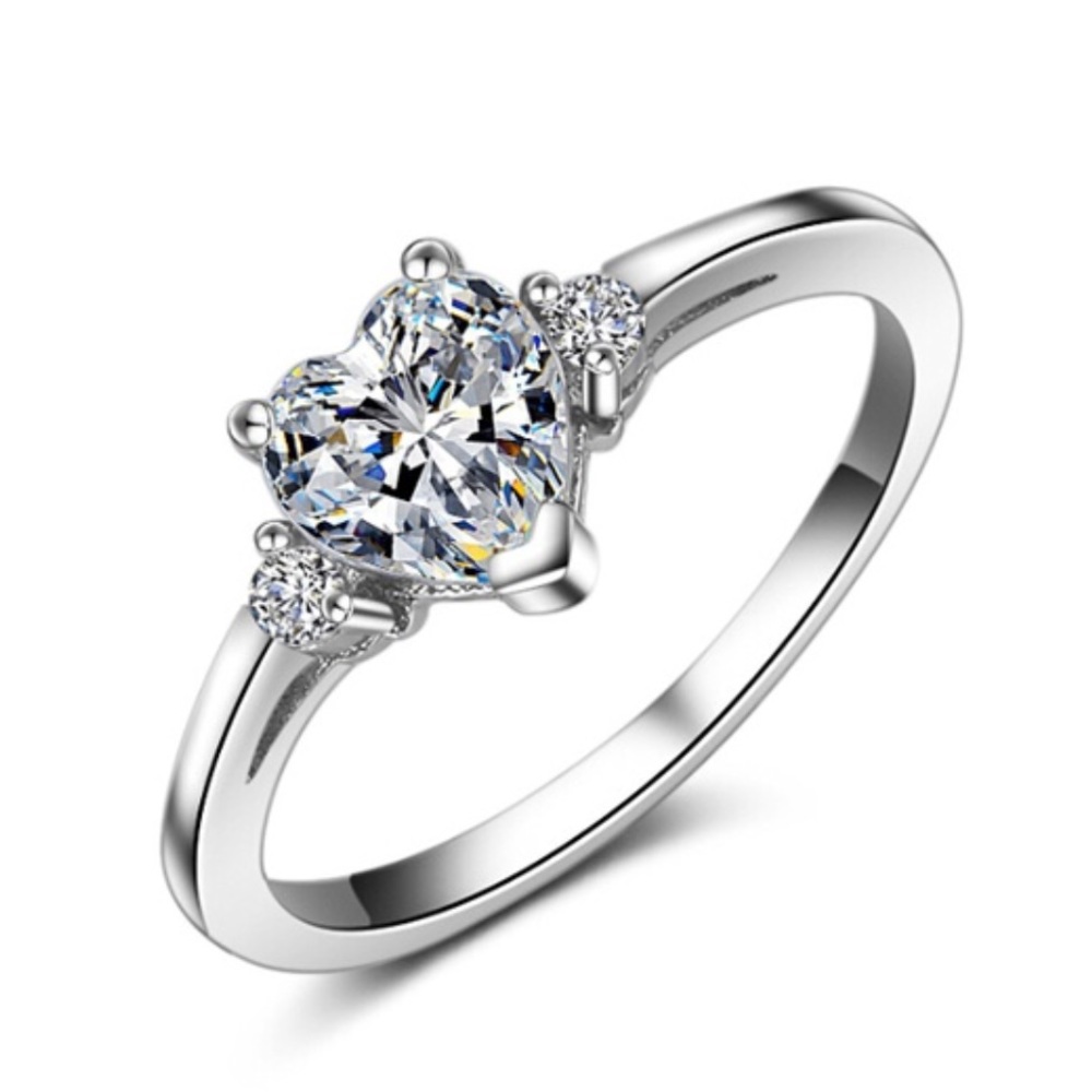 Beautiful heart ring